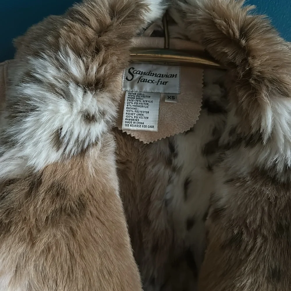 Scandinavian Faux Fur Animal Print Maxi Winter Coat - Picture 2 of 8